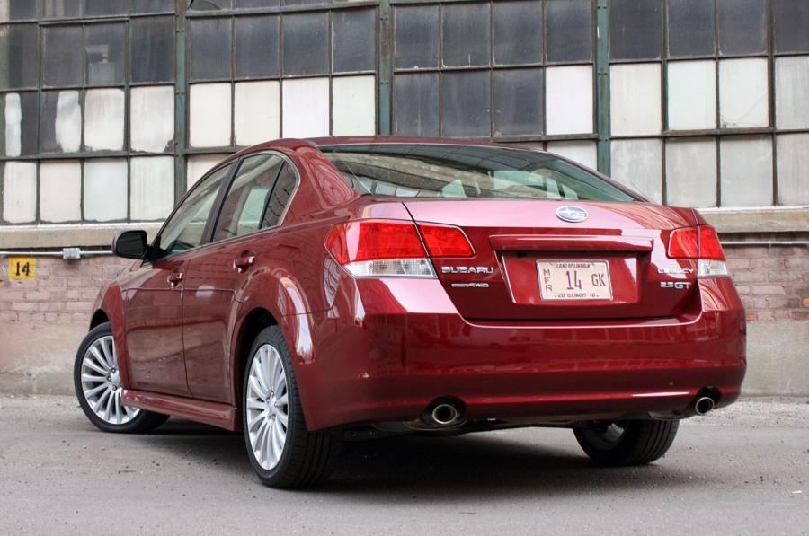  Subaru Legacy 2.5GT 2010 года  (фото 18 из 82)
